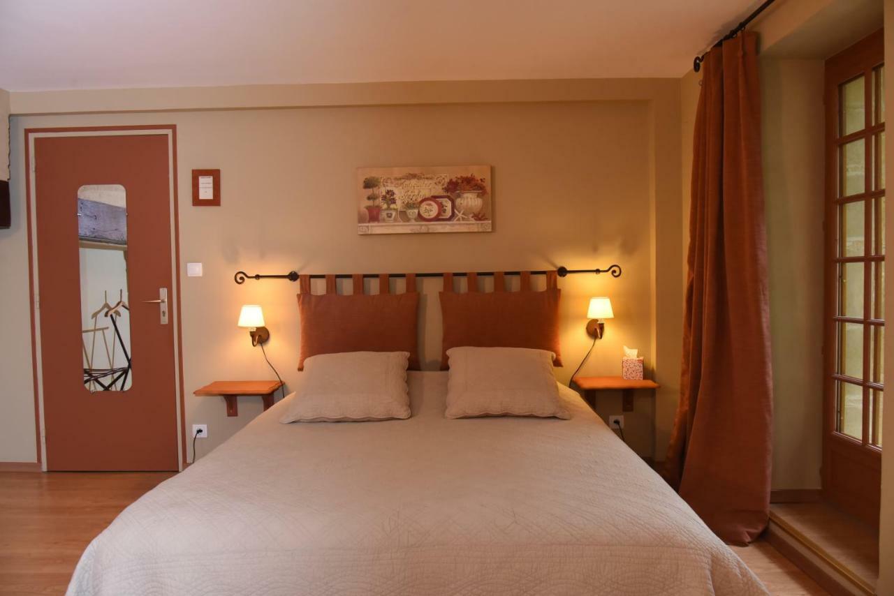 La Correrie Hotel Les Grandes-Armoises Luaran gambar